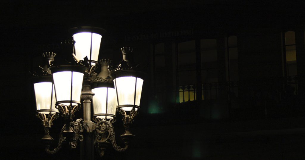 gaslights in the dark